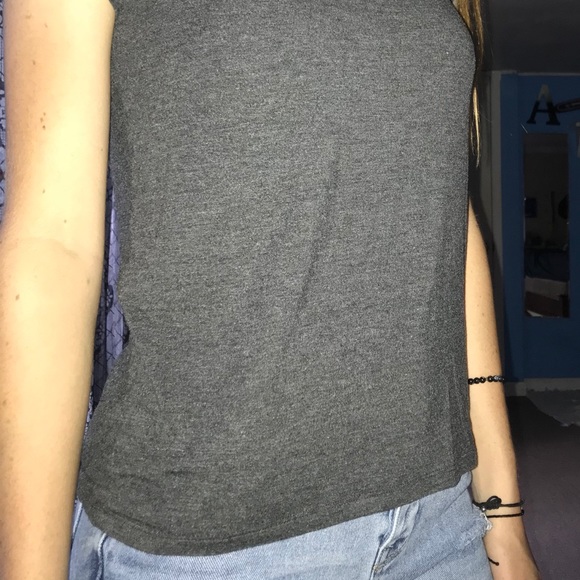 Grey basic tee - Picture 3 of 4